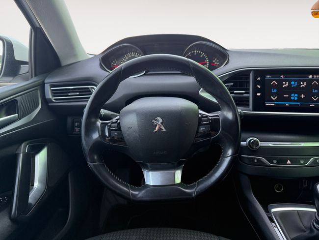 Peugeot 308 SW Style BlueHDi 130 S&S 6 Vel. MAN  - Foto 10