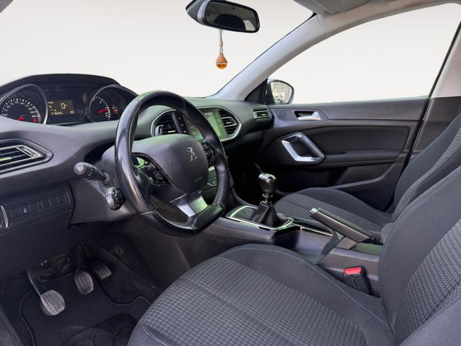 Peugeot 308 SW Style BlueHDi 130 S&S 6 Vel. MAN  - Foto 8