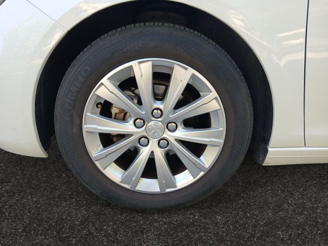 Peugeot 308 5p Style BlueHDi 130 S&S 6 Vel. MAN  - Foto 10