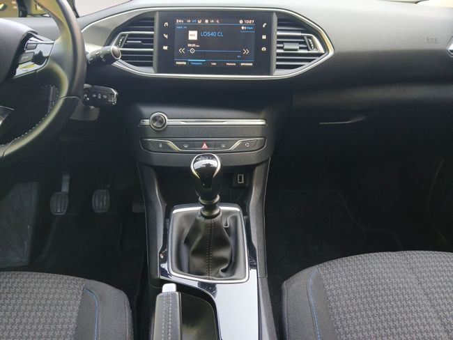 Peugeot 308 5p Style BlueHDi 130 S&S 6 Vel. MAN  - Foto 12