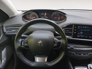 Peugeot 308 5p Style BlueHDi 130 S&S 6 Vel. MAN  - Foto 23