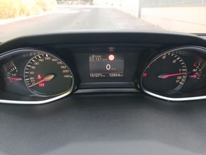 Peugeot 308 5p Style BlueHDi 130 S&S 6 Vel. MAN  - Foto 29