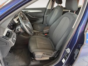 BMW X1 sDrive16d  - Foto 17