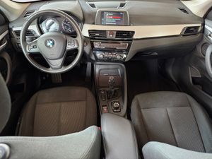 BMW X1 sDrive16d  - Foto 19