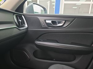 Volvo V60 2.0 D3 Momentum  - Foto 35