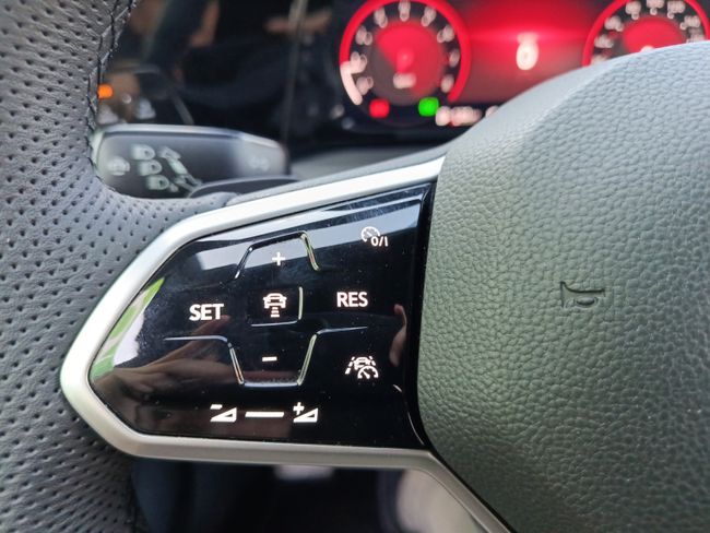 Volkswagen Golf GTI   - Foto 16