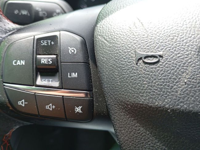 Ford Focus 1.0 Ecoboost MHEV 114kW ST-Line  - Foto 20