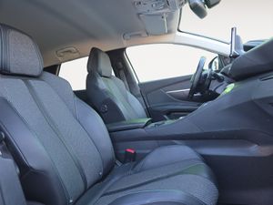 Peugeot 3008 1.5 BlueHDi 96kW S&S Allure Pack EAT8  - Foto 23