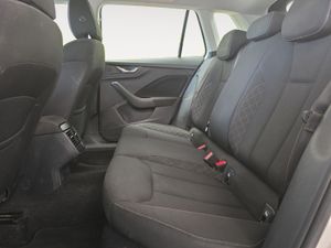 Skoda Kamiq 1.0 TSI 81kW (110CV) DSG Ambition  - Foto 19