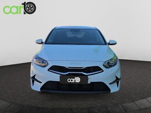 Kia Ceed 1.6 MHEV iMT 100kW (136CV) Concept  - Foto 11