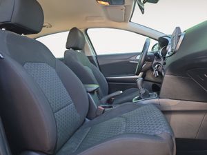 Kia Ceed 1.6 MHEV iMT 100kW (136CV) Concept  - Foto 23