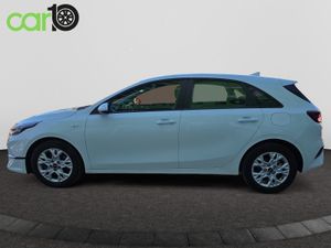Kia Ceed 1.6 MHEV iMT 100kW (136CV) Concept  - Foto 39