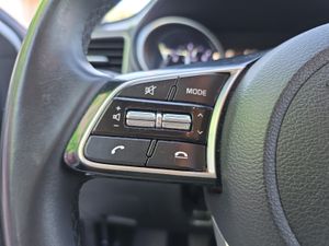 Kia Ceed 1.6 MHEV iMT 100kW (136CV) Concept  - Foto 27