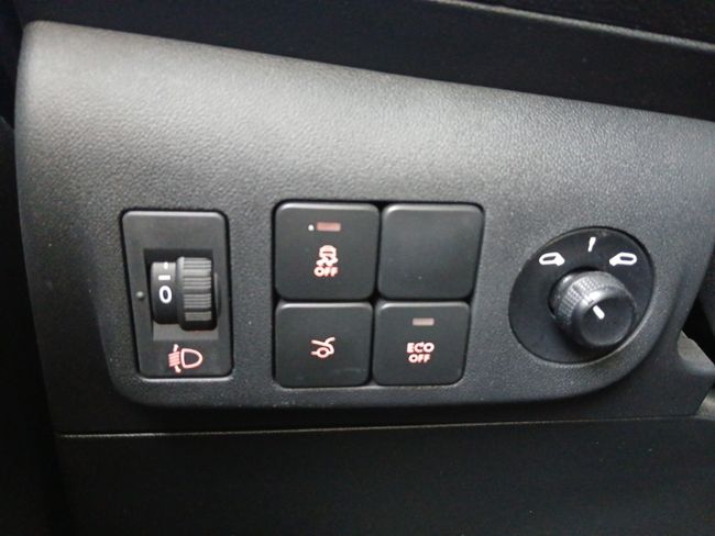 Citroën C-Elysée BlueHDi 75KW (100CV) Shine  - Foto 17