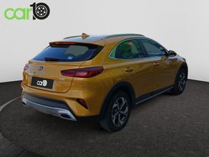 Kia Ceed 1.6 MHEV iMT 100kW (136CV) Concept  - Foto 11
