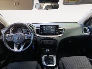 Kia Ceed 1.6 MHEV iMT 100kW (136CV) Concept  - Foto 21