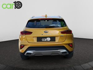 Kia Ceed 1.6 MHEV iMT 100kW (136CV) Concept  - Foto 9