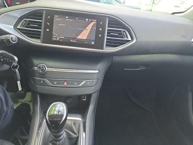 Peugeot 308 5P Style BlueHDi 100 S&S 6 Vel. MAN  - Foto 18