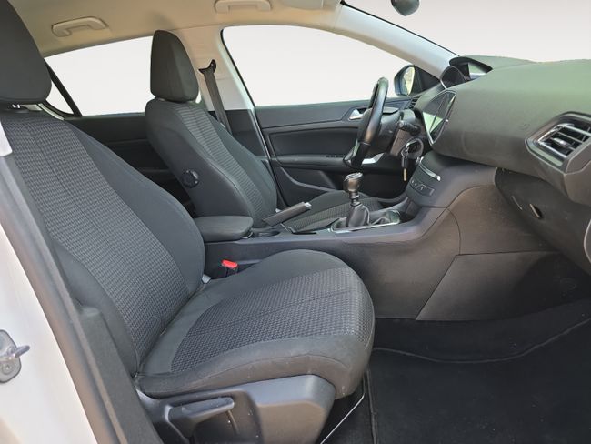 Peugeot 308 5P Style BlueHDi 100 S&S 6 Vel. MAN  - Foto 12
