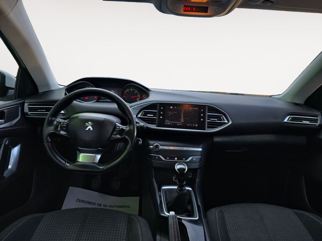 Peugeot 308 5P Active BlueHDi 100 S&S  - Foto 9