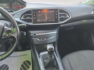 Peugeot 308 5P Active BlueHDi 100 S&S  - Foto 17