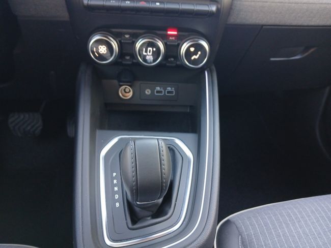 Renault Clio Techno full hybrid E-Tech 145 (103Kw)  - Foto 18