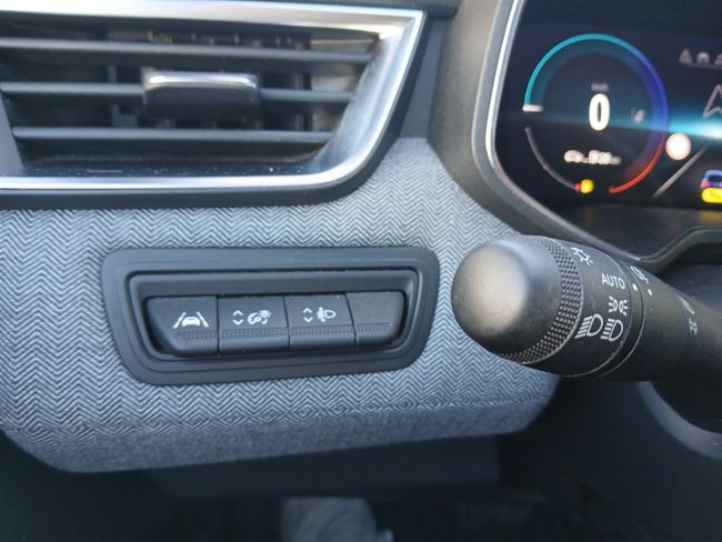 Renault Clio Techno full hybrid E-Tech 145 (103Kw)  - Foto 19