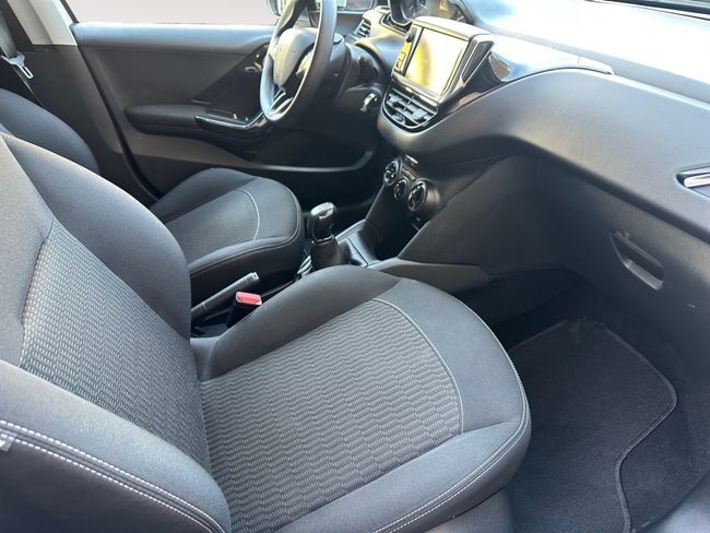 Peugeot 208 5P STYLE S 1.6 BlueHDi 73KW (100CV)  - Foto 13