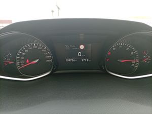 Peugeot 308 5p Allure 1.2 PureTech 81KW (110CV)  - Foto 33