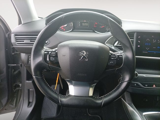 Peugeot 308 5p Allure 1.2 PureTech 81KW (110CV)  - Foto 11