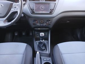 Hyundai i20 1.2 MPI Klass  - Foto 15