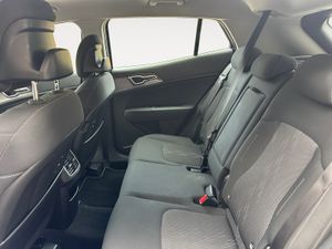 Kia Sportage 1.6 CRDi MHEV 100kW (136CV) Drive 4x2  - Foto 19