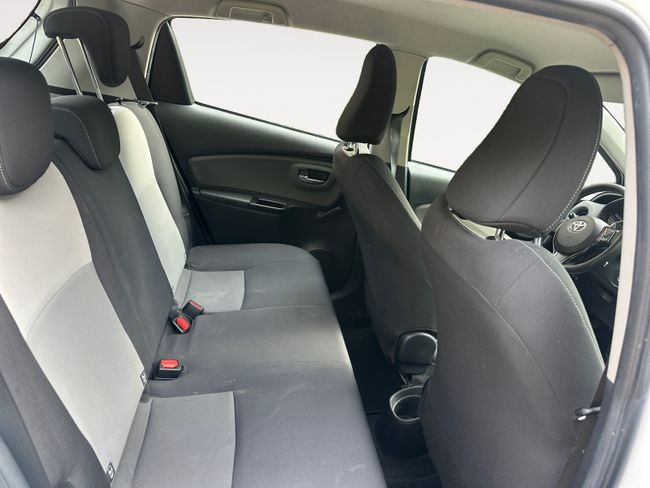Toyota Yaris 1.5 100H Active Tech  - Foto 12