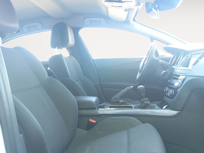 Peugeot 508 Allure 2.0 BlueHDi 110KW (150CV)  - Foto 13
