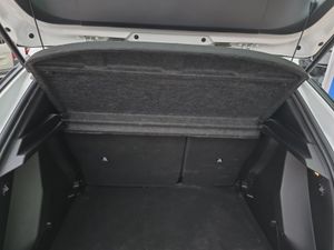 Peugeot 2008 Active Pack BlueHDI 81kW (110CV)  - Foto 27