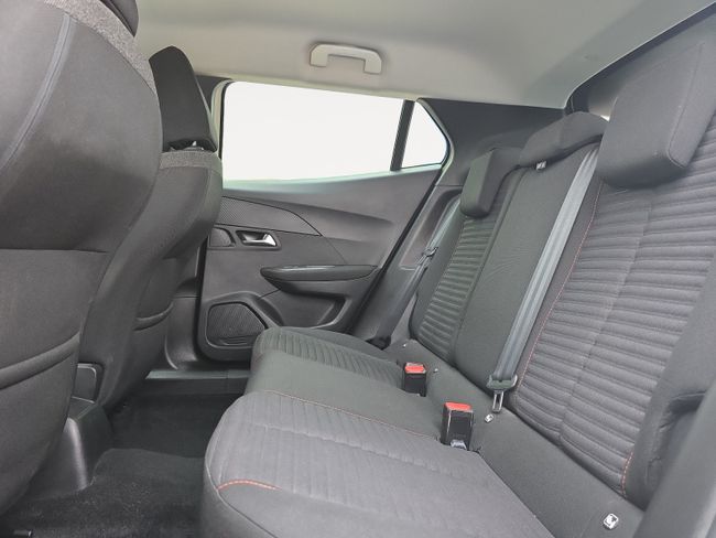 Peugeot 2008 Active Pack BlueHDI 81kW (110CV)  - Foto 11