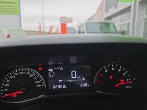 Peugeot 2008 Active Pack BlueHDI 81kW (110CV)  - Foto 25