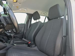 Peugeot 2008 Active BlueHDI 81kW (110CV)  - Foto 13