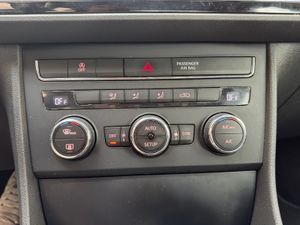 Seat Leon 1.6 TDI 105cv Reference  - Foto 29