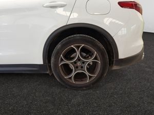 Alfa Romeo Stelvio 2.2 Diésel 110kW (150CV) Stelvio RWD  - Foto 39