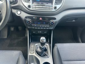 Hyundai Tucson 2.0 CRDi 100kW (136CV) BD Tecno Sky 4x2  - Foto 21