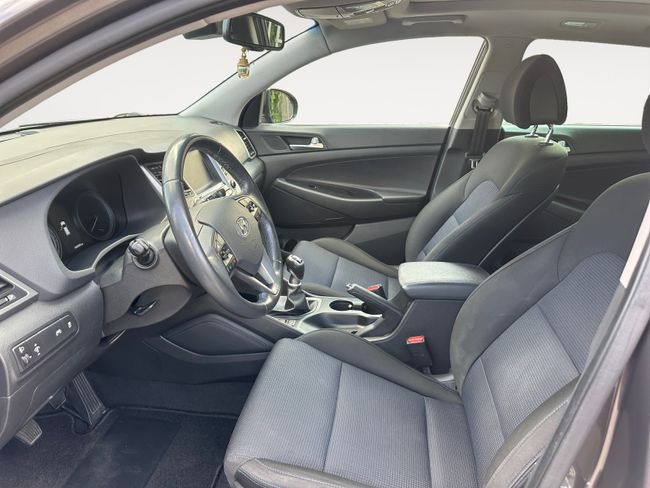 Hyundai Tucson 2.0 CRDi 100kW (136CV) BD Tecno Sky 4x2  - Foto 8