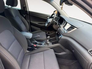 Hyundai Tucson 2.0 CRDi 100kW (136CV) BD Tecno Sky 4x2  - Foto 25