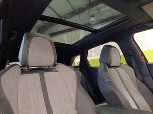 Peugeot 3008 Hybrid 225 e-EAT8 GT Pack  - Foto 23