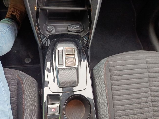 Peugeot e-208 Eléctrico GT  - Foto 16
