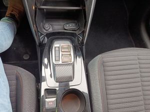 Peugeot e-208 Eléctrico GT  - Foto 29