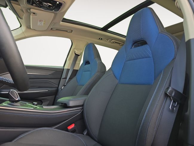 Lynk & Co 01 1.5 PHEV 3.3kW  - Foto 8