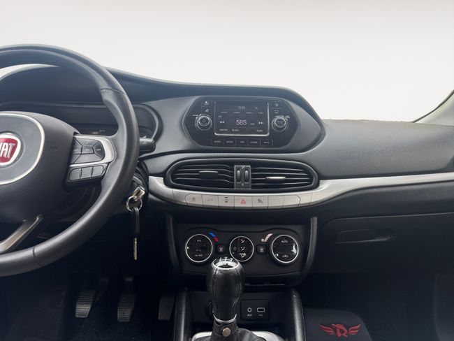 Fiat Tipo 1.3 16v Easy 95 CV diesel Multijet II  - Foto 9