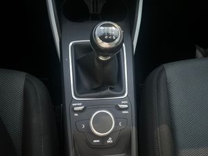 Audi Q2 design ed 1.0 TFSI 85kW (116CV) ultra  - Foto 37