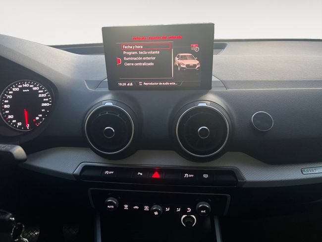 Audi Q2 design ed 1.0 TFSI 85kW (116CV) ultra  - Foto 9